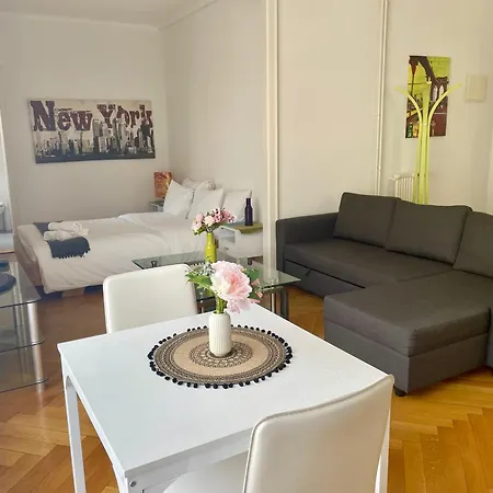 Apartamento 6 Minutes Walking From Railway Station *